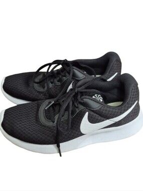 Nike Tanjun Womens Sneakers Size 8
